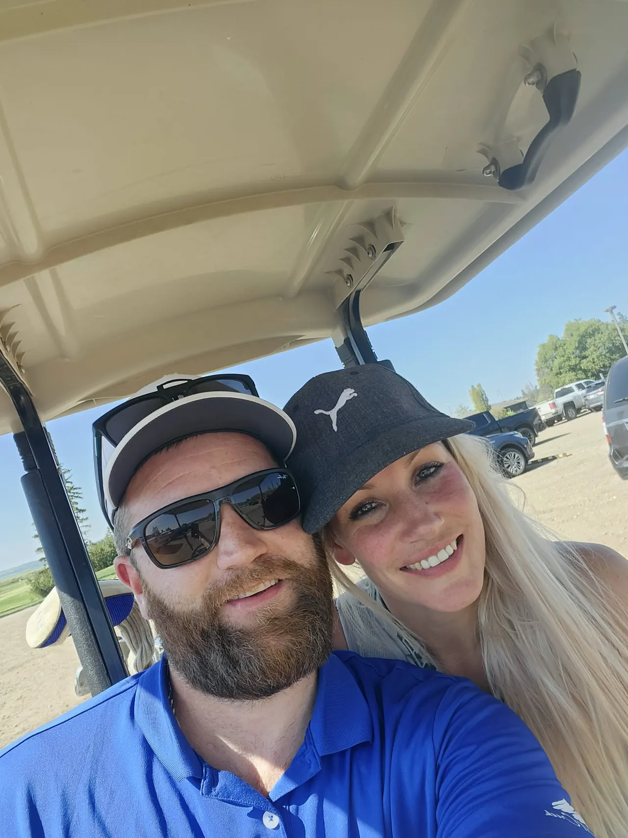 Lacey and family out at a local golf course